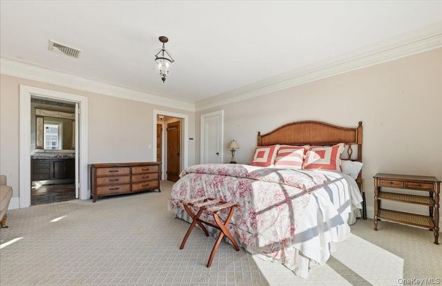 156 Beach 147th Street, Neponsit, NY 11694