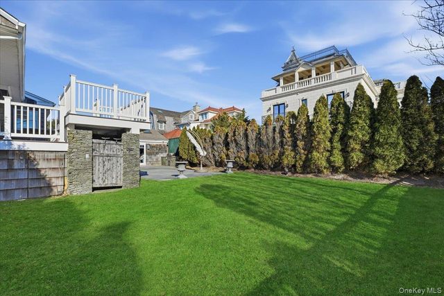 156 Beach 147th Street, Neponsit, NY 11694