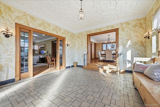 156 Beach 147th Street, Neponsit, NY 11694