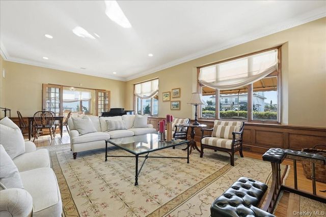 156 Beach 147th Street, Neponsit, NY 11694