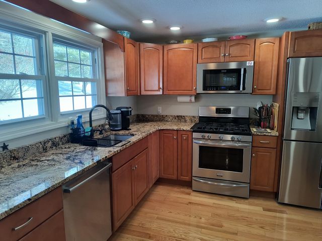 20 Gates Rd Apt 15, Marlborough, NH 03455