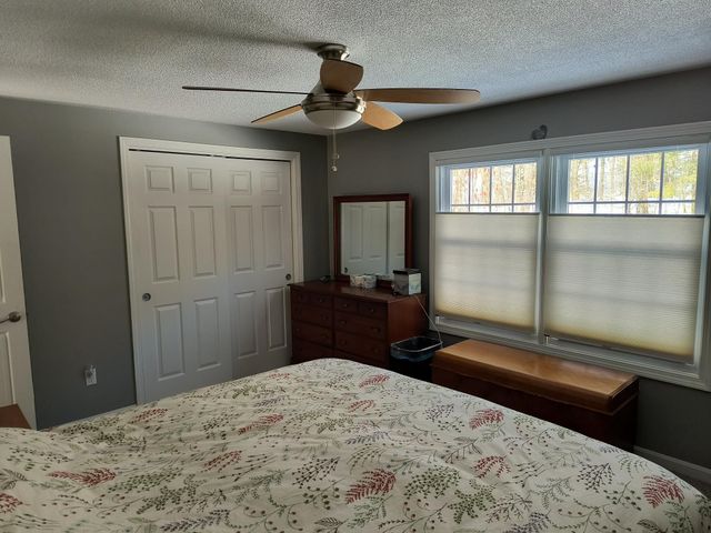 20 Gates Rd Apt 15, Marlborough, NH 03455