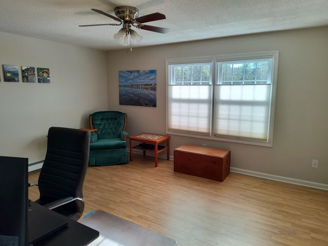 20 Gates Rd Apt 15, Marlborough, NH 03455