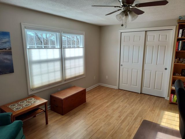 20 Gates Rd Apt 15, Marlborough, NH 03455