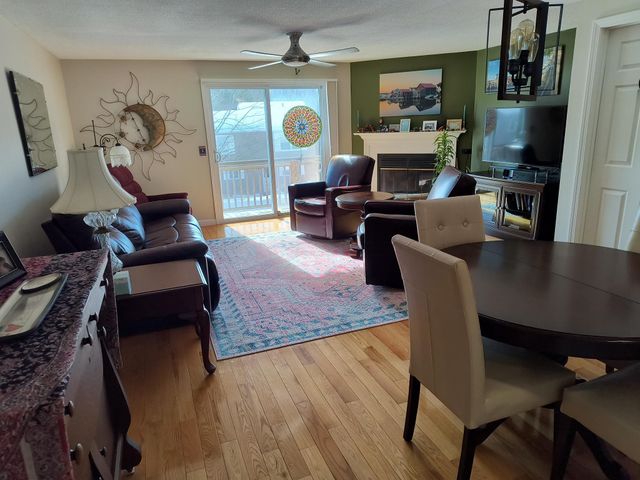 20 Gates Rd Apt 15, Marlborough, NH 03455