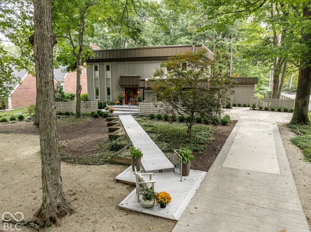 8385 N Illinois Street, Indianapolis, IN 46260