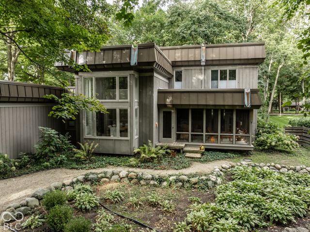 8385 N Illinois Street, Indianapolis, IN 46260
