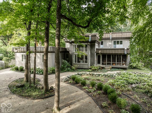 8385 N Illinois Street, Indianapolis, IN 46260