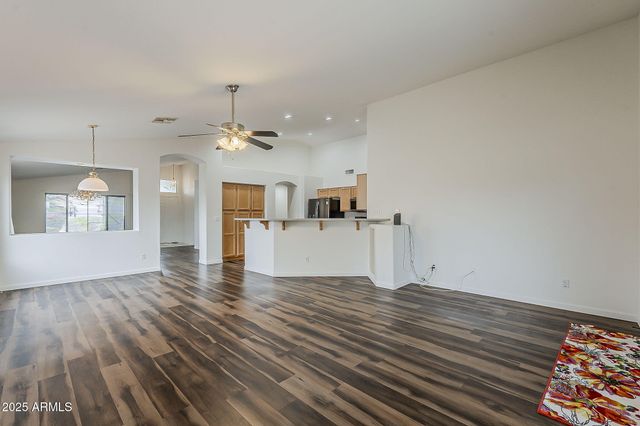 5153 W TOPEKA Drive, Glendale, AZ 85308