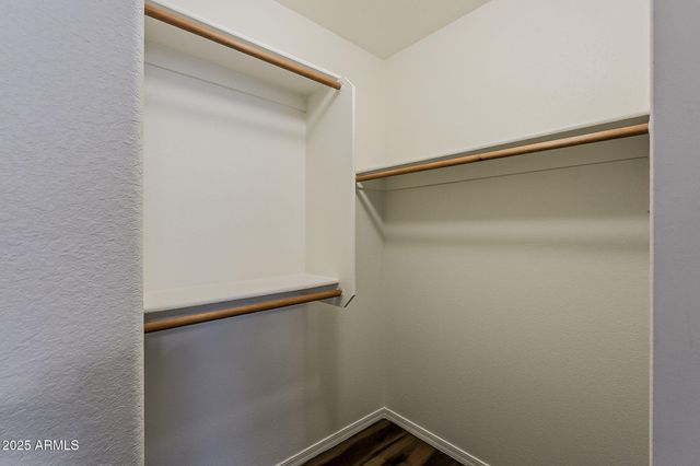 5153 W TOPEKA Drive, Glendale, AZ 85308