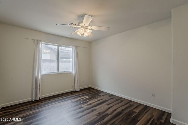 5153 W TOPEKA Drive, Glendale, AZ 85308