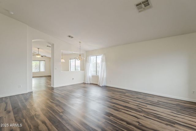 5153 W TOPEKA Drive, Glendale, AZ 85308