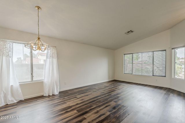 5153 W TOPEKA Drive, Glendale, AZ 85308