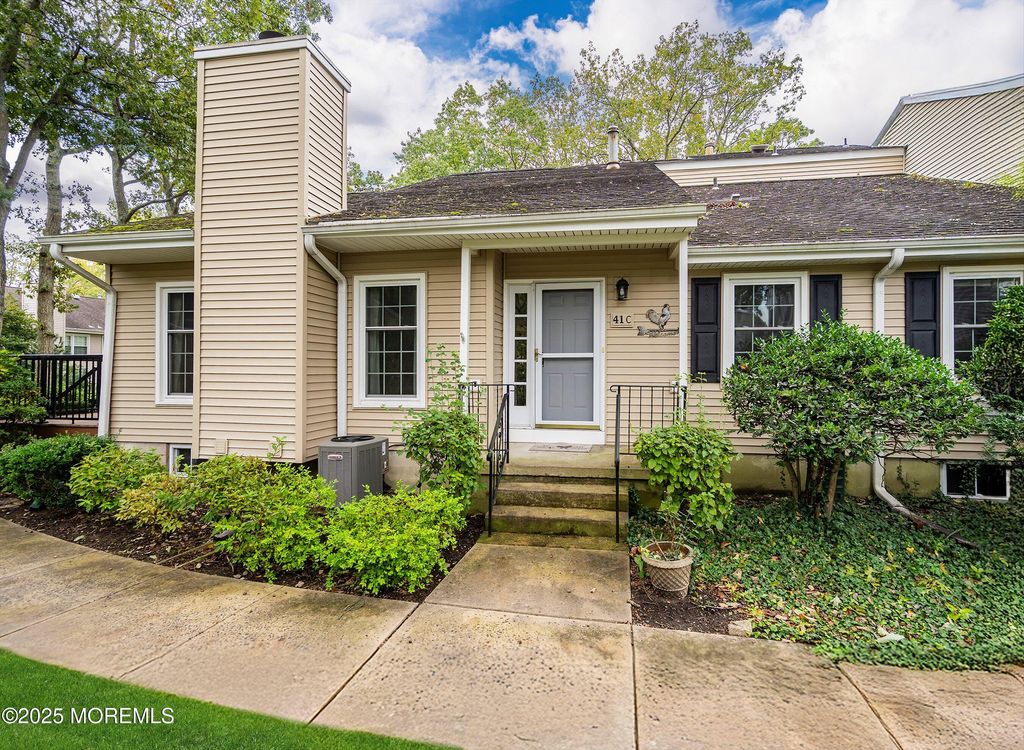 41 Poplar Court, C, Brielle, NJ 08730