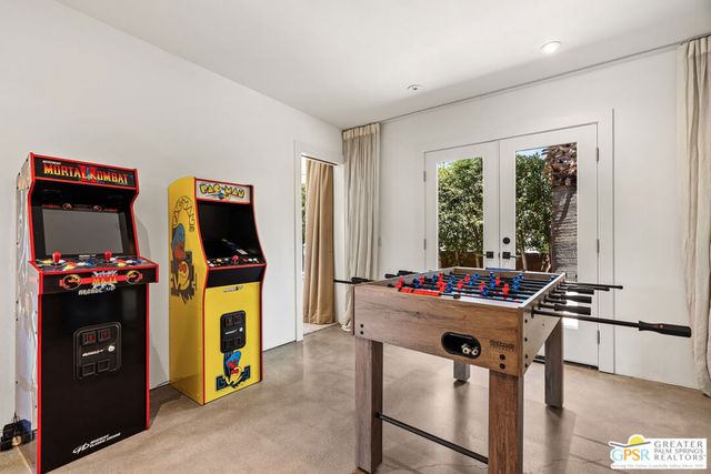 1653 E Sunny Dunes Road, Palm Springs, CA 92264