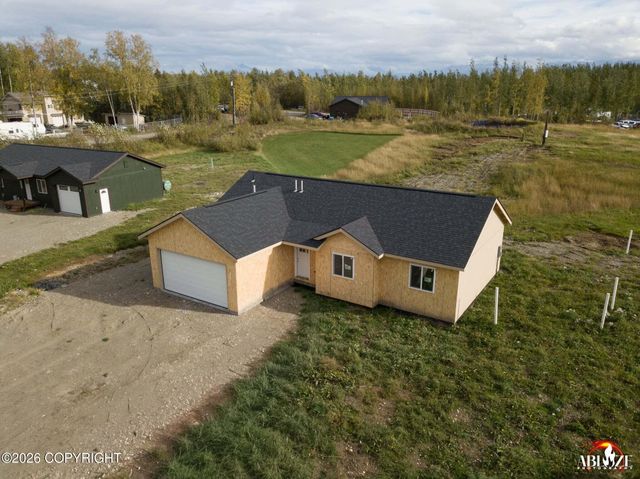 11010 W Wasey Way, Big Lake, AK 99623