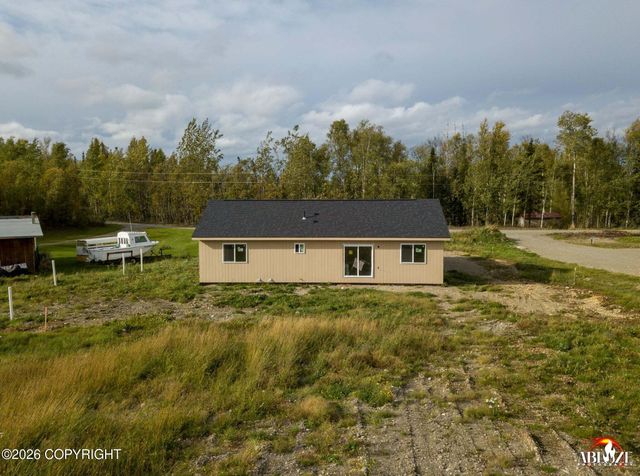 11010 W Wasey Way, Big Lake, AK 99623