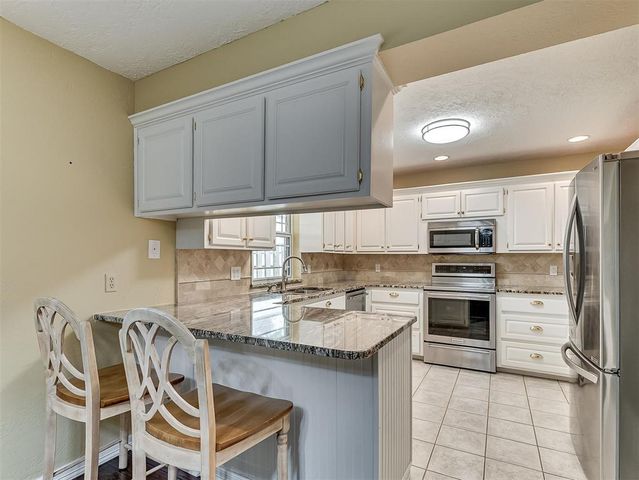 1513 E Main Street, Moore, OK 73160