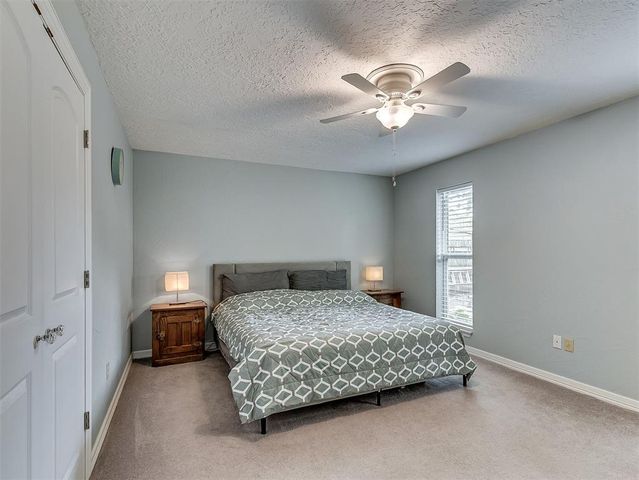 1513 E Main Street, Moore, OK 73160