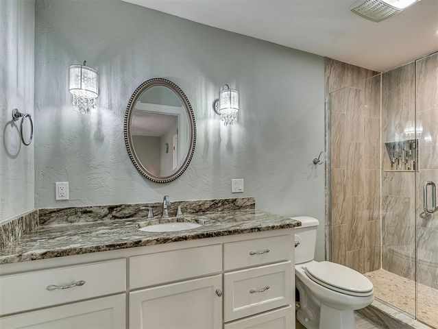1513 E Main Street, Moore, OK 73160