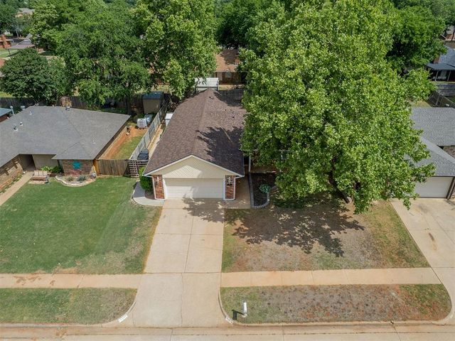 1513 E Main Street, Moore, OK 73160