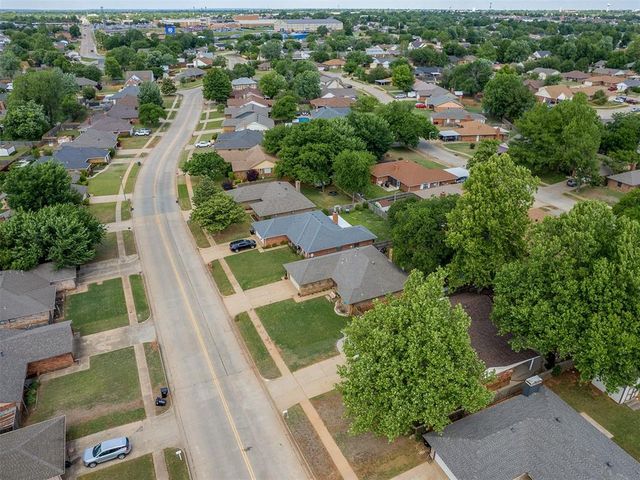 1513 E Main Street, Moore, OK 73160