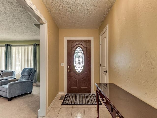 1513 E Main Street, Moore, OK 73160