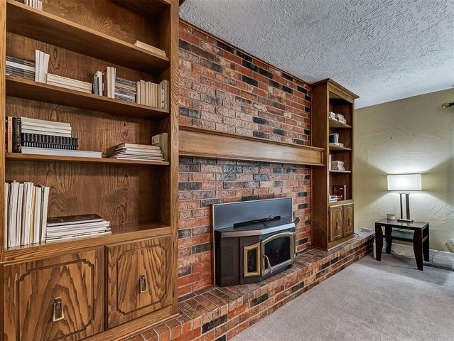 1513 E Main Street, Moore, OK 73160