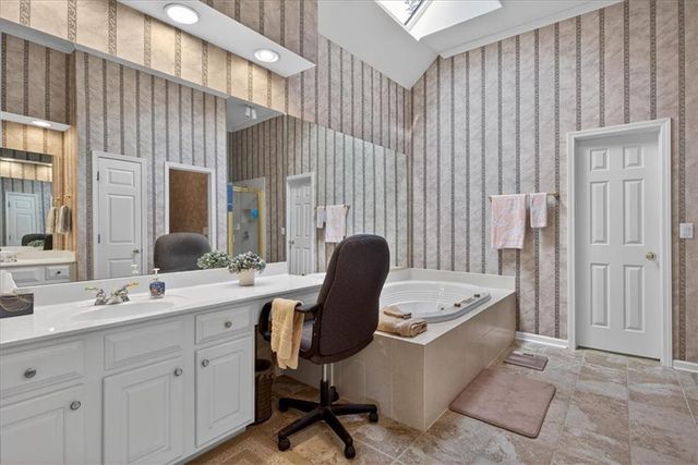 107 Cambridge Cove, Canton, GA 30115