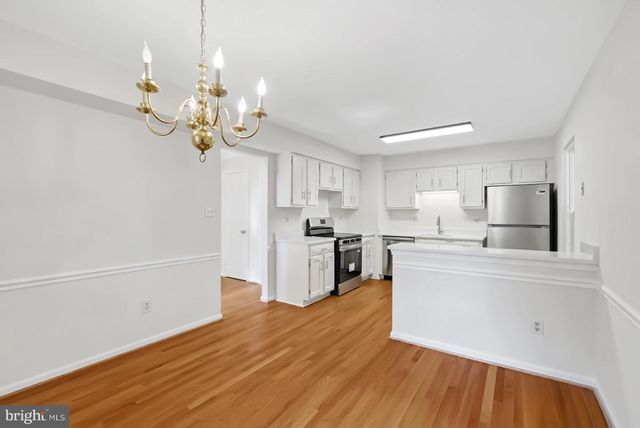 10851 OAK GREEN CT, Burke, VA 22015