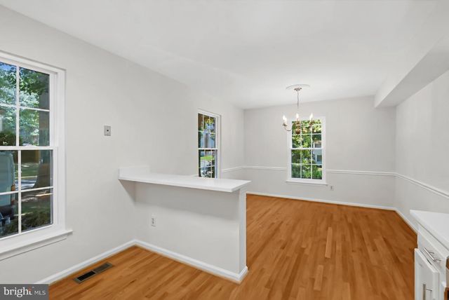 10851 OAK GREEN CT, Burke, VA 22015