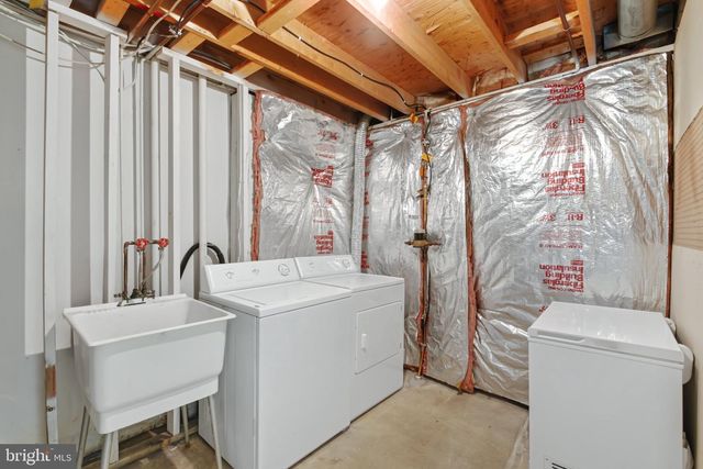 10851 OAK GREEN CT, Burke, VA 22015