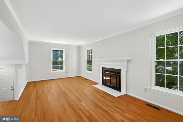 10851 OAK GREEN CT, Burke, VA 22015