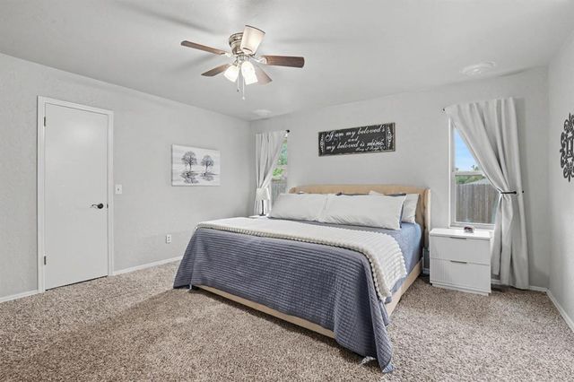 319 W Bass Avenue, Yukon, OK 73099