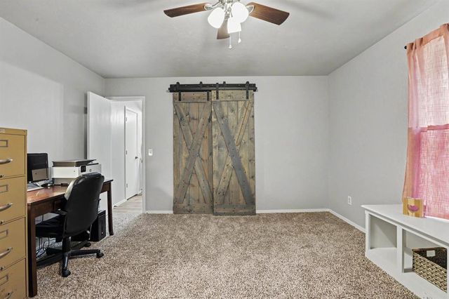 319 W Bass Avenue, Yukon, OK 73099