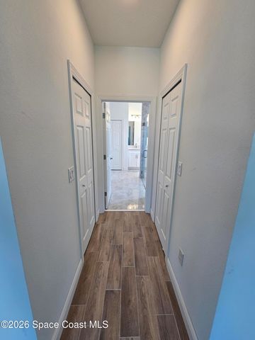 571 Fondulac Street SW, Palm Bay, FL 32908