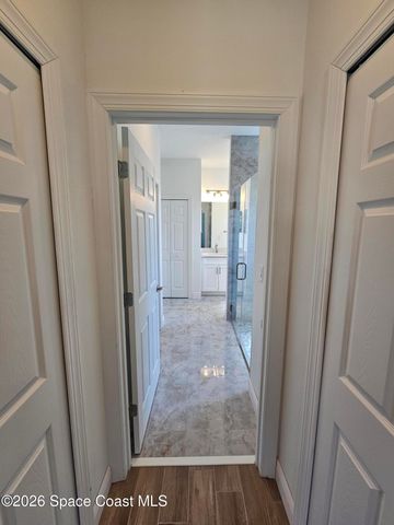 571 Fondulac Street SW, Palm Bay, FL 32908