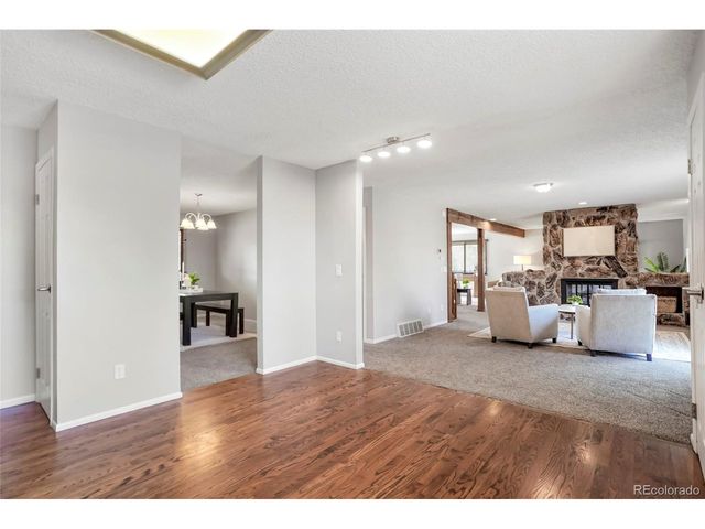 8299 Lakeview Dr, Parker, CO 80134