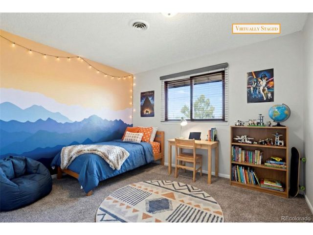 8299 Lakeview Dr, Parker, CO 80134