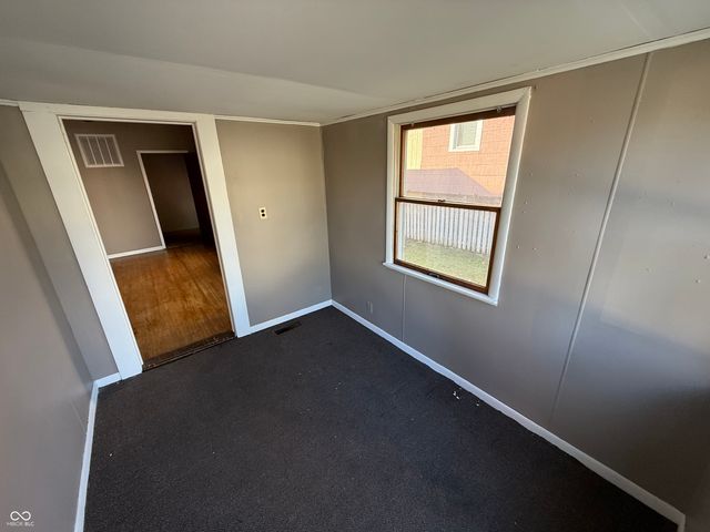 321 E Coal Street, Brazil, IN 47834