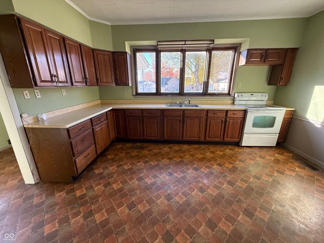 321 E Coal Street, Brazil, IN 47834