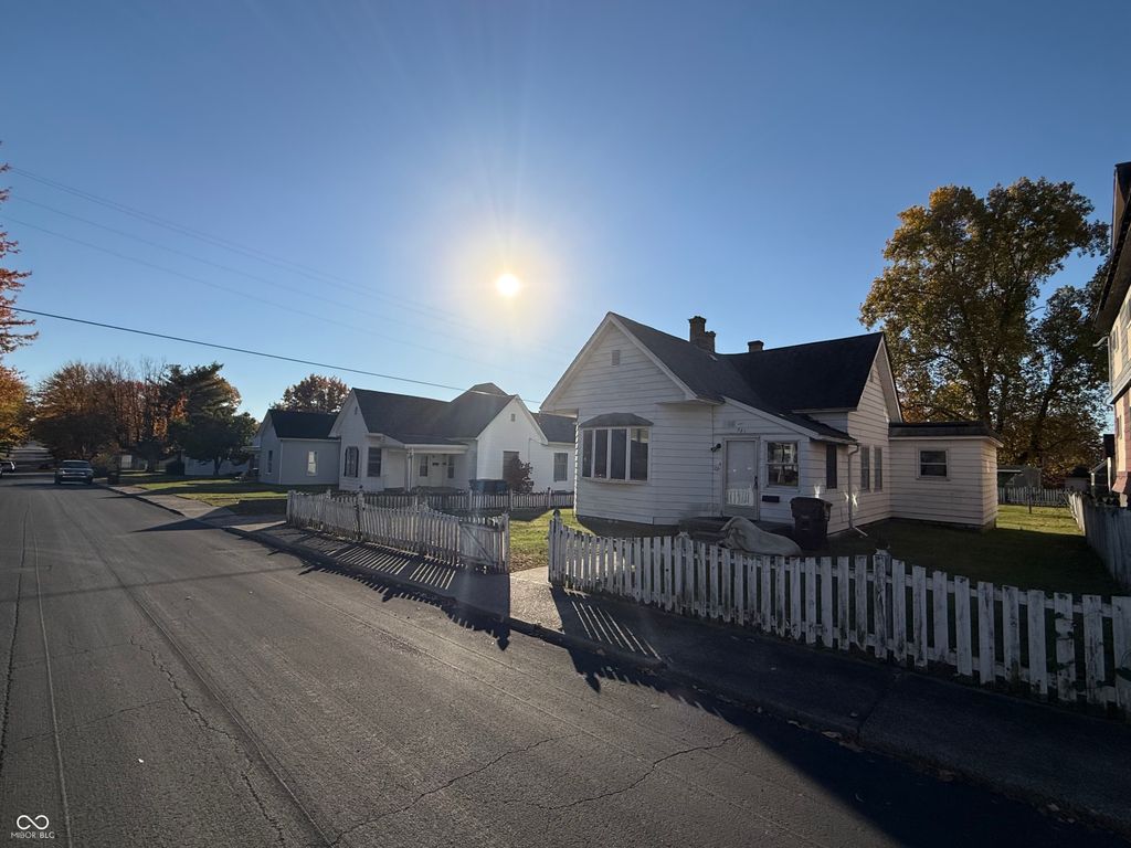 321 E Coal Street, Brazil, IN 47834