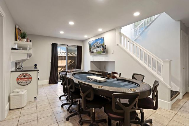 1143 Cherry Oak Ln, Manteca, CA 95336