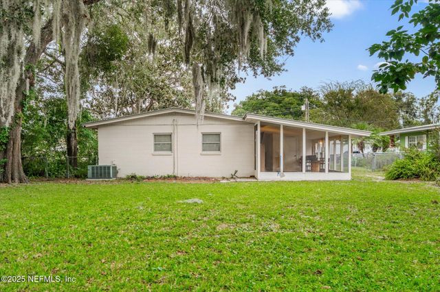 2025 KATE Street, Palatka, FL 32177