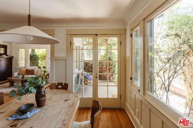 1401 N Coronado Street, Los Angeles, CA 90026