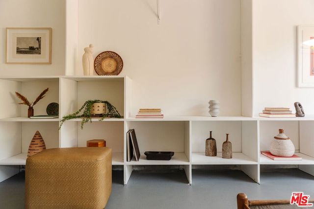 1401 N Coronado Street, Los Angeles, CA 90026