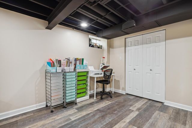 218 Lawndale Drive, Munster, IN 46321