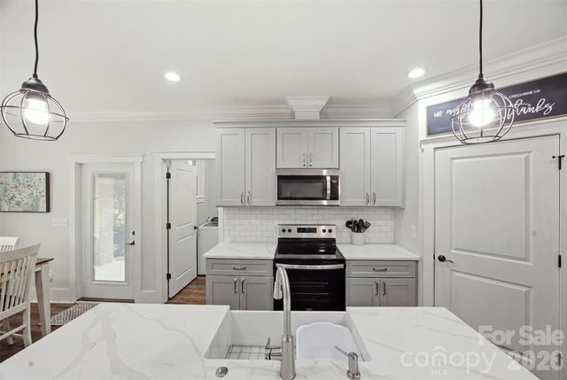 2633 Independence Way, Gastonia, NC 28056