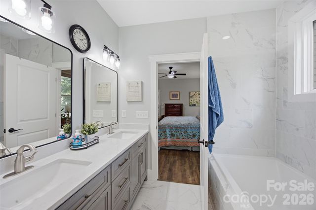 2633 Independence Way, Gastonia, NC 28056