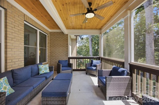2633 Independence Way, Gastonia, NC 28056